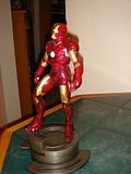 th_IronManStatue02.jpg