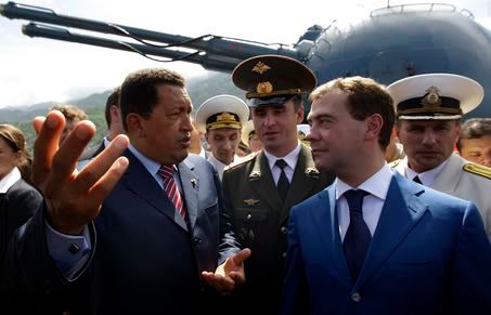 large_Venezuela_Russia_Dmitri-Medvedev-Chavez-Nov27-08-Meye.jpg