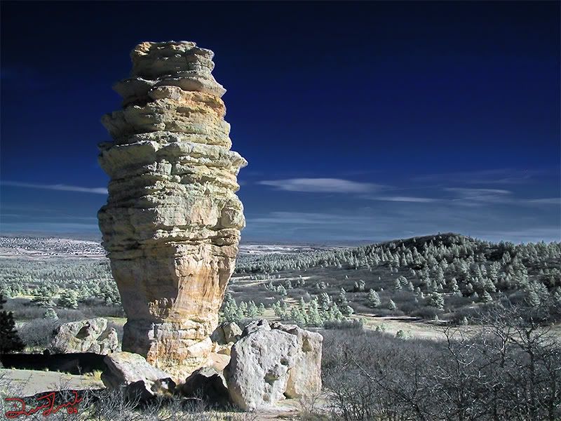 IMAGE: http://i11.photobucket.com/albums/a154/twede/IR%20-%20Colorado%20Springs/CatherdralRockTowerVisIR800x600.jpg
