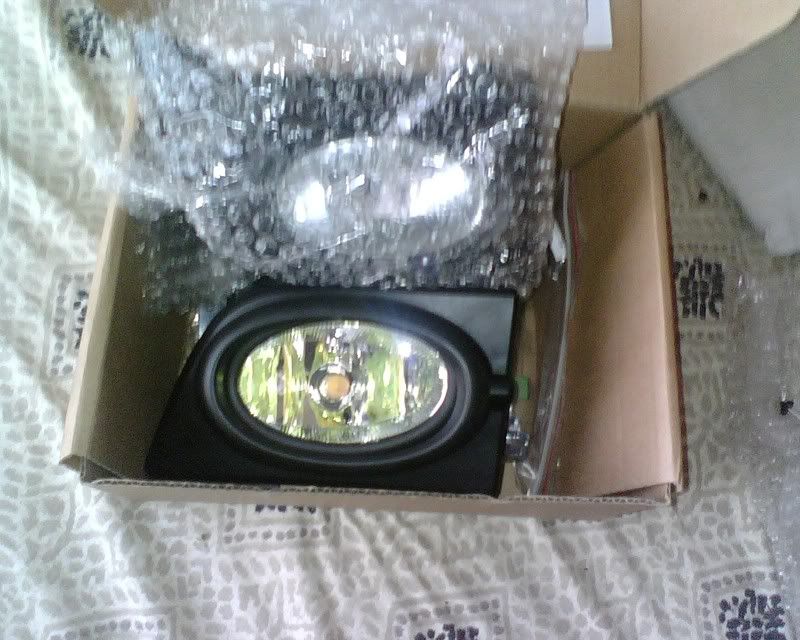 Yellow Bulbs in Clear Fog Lights 8th Generation Honda Civic Forum