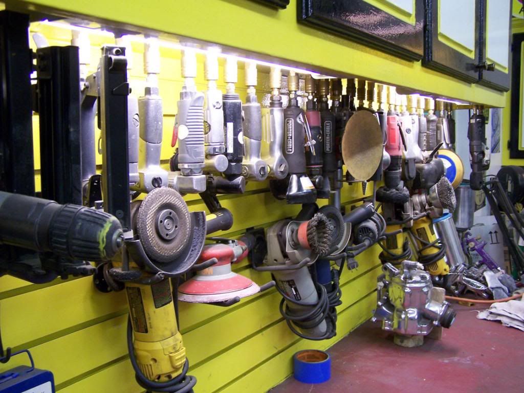 tools-w_zps1ca7c4e0.jpg