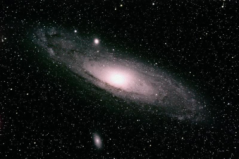 IMAGE: http://i11.photobucket.com/albums/a166/madas/m31.jpg