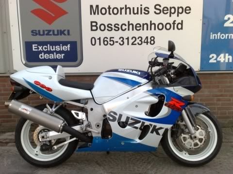 SuzukiGSX-R600SRAD.jpg