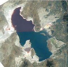 240px-Great_Salt_Lake_ISS_2003.jpg