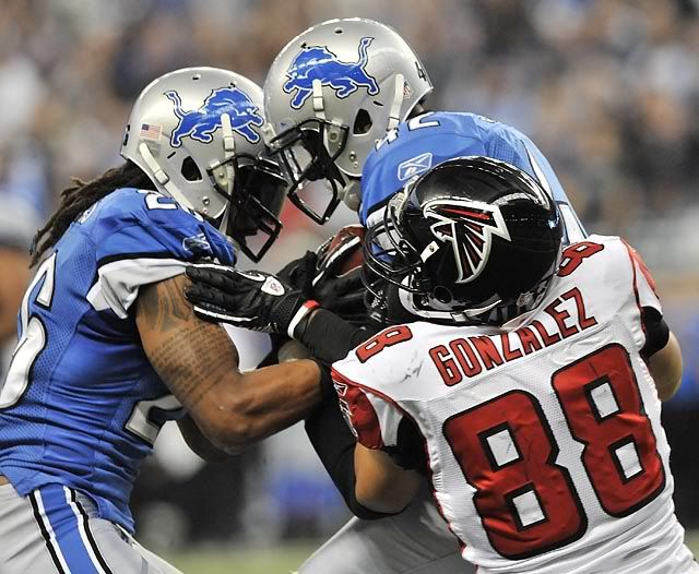 20111023183826_2011-1023-rb-lions-falcons400.jpg