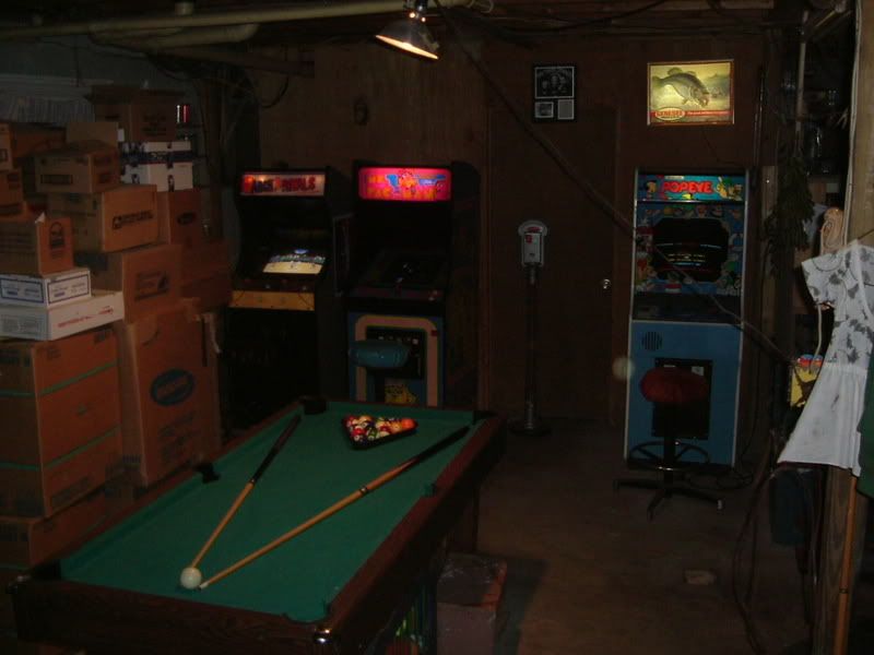 ArchRivalsMsPacPopeyeandPoolTable.jpg