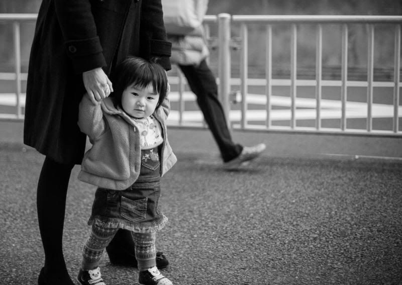 IMAGE: http://i11.photobucket.com/albums/a175/ninobrn99/My%20Photography/Street%20Photography/5B3A4526_zpsbb5c98f8.jpg