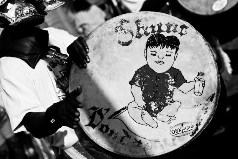 IMAGE: http://i11.photobucket.com/albums/a175/ninobrn99/Shine_beatin_BW_zps68932696.jpg