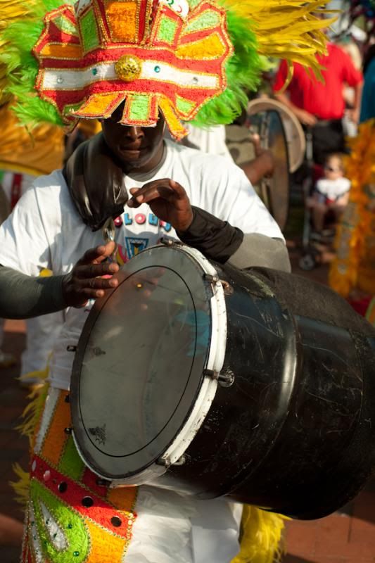 IMAGE: http://i11.photobucket.com/albums/a175/ninobrn99/doing_work_zps19da6f7b.jpg