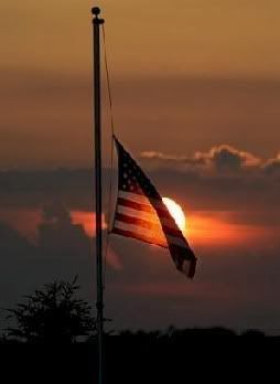 US-Flag-capitol-half-staff-73728-1.jpg