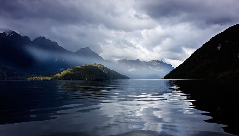 Lake-Manapouri.jpg