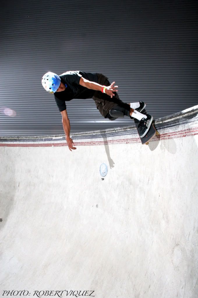 IMAGE: http://i11.photobucket.com/albums/a189/AGENT5150/SKATE%20PICS/antatvans016.jpg