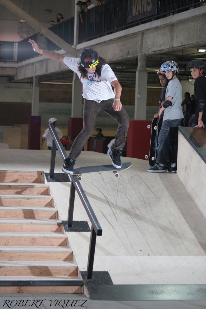 IMAGE: http://i11.photobucket.com/albums/a189/AGENT5150/vans8-18-08232.jpg