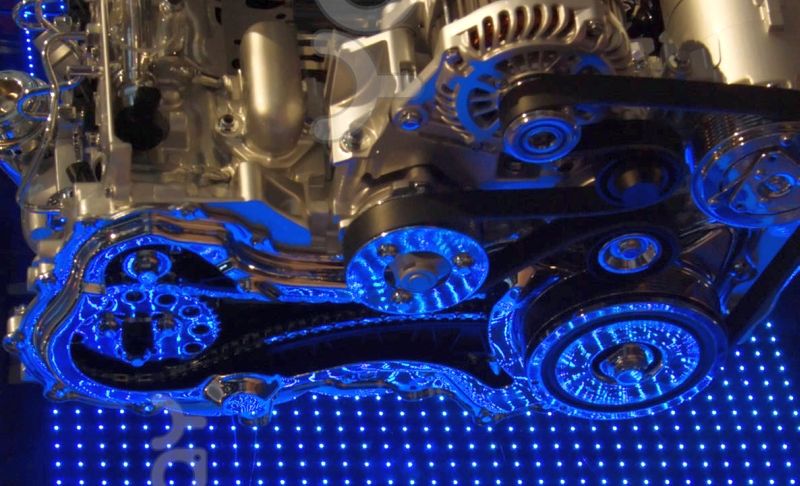 engine-internals-with-blue-led-reflections-398519.jpg