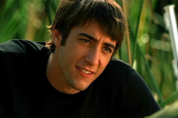 No se puede mostrar la imagen “http://i11.photobucket.com/albums/a194/OneStepCloser602/310_077a.jpg” porque contiene errores.