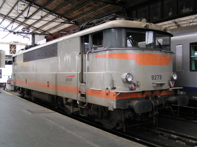 SNCF_BB_9278_at_Paris_Gare_dAusterlitz.jpg