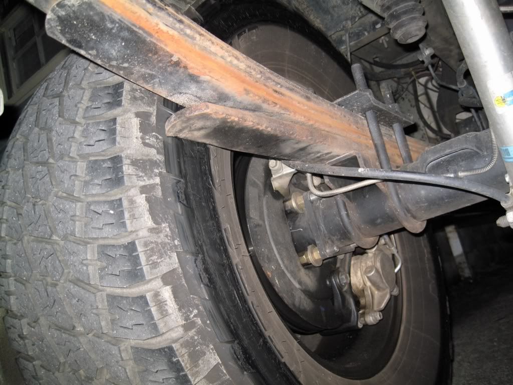 leaf spring shifts and hits tire 4x4 and OffRoad Forum