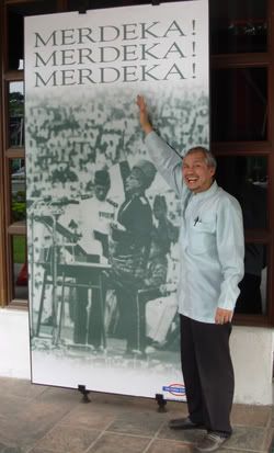 Papa n Merdeka