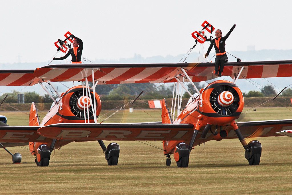 http://i11.photobucket.com/albums/a197/F86/airshow%202011/EH5G2220.jpg