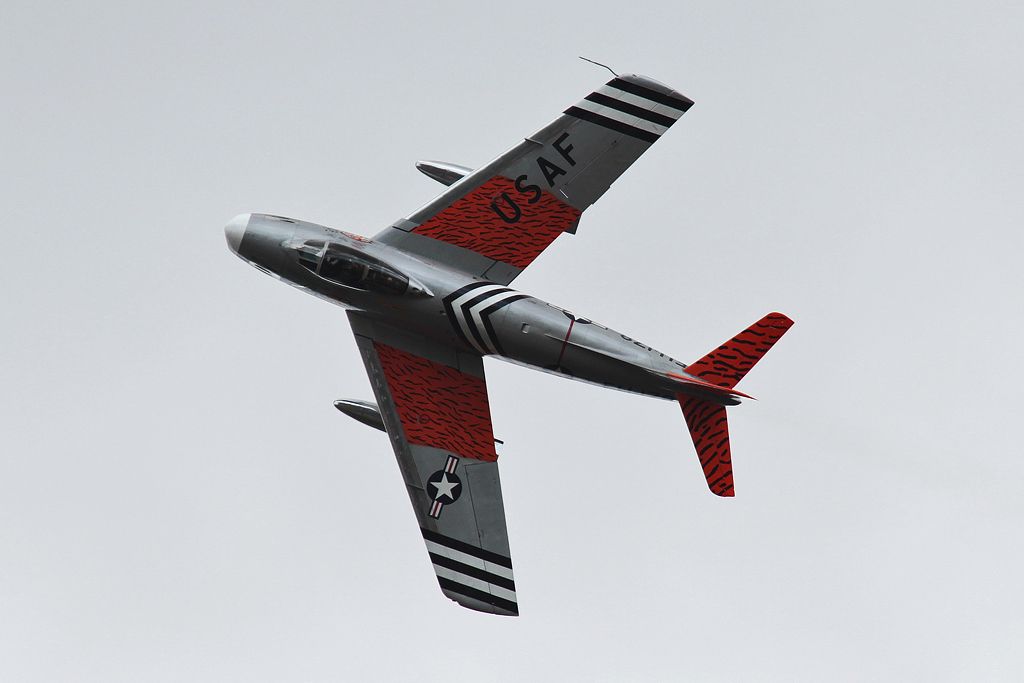 http://i11.photobucket.com/albums/a197/F86/airshow%202011/EH5G2238.jpg