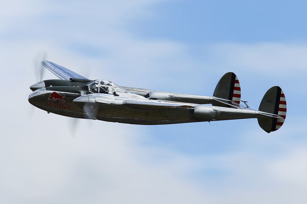http://i11.photobucket.com/albums/a197/F86/airshow%202011/EH5G3687.jpg