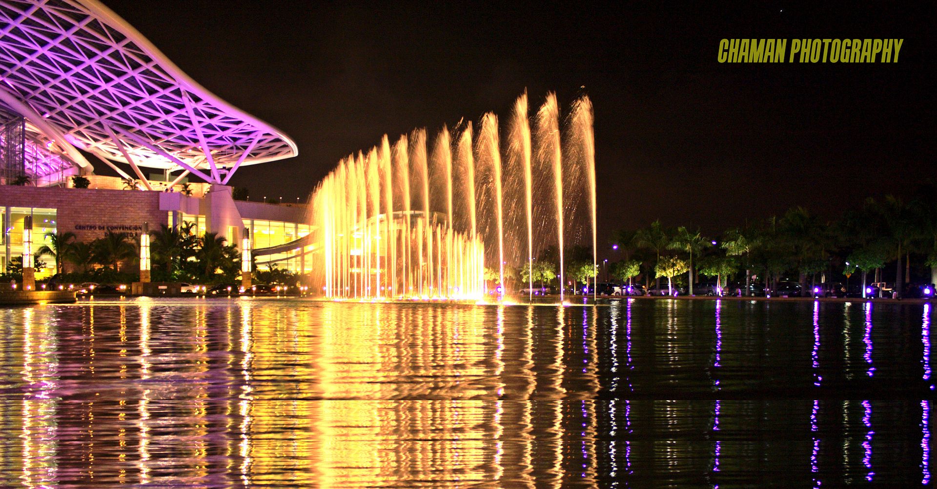 IMAGE: http://i11.photobucket.com/albums/a198/chaman3872/centrofuente.jpg