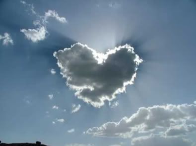 love-heart-cloud.jpg image by nurnadrah