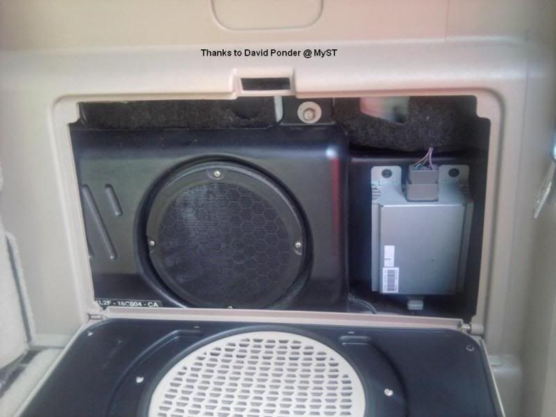 2005 Ford explorer factory subwoofer #10