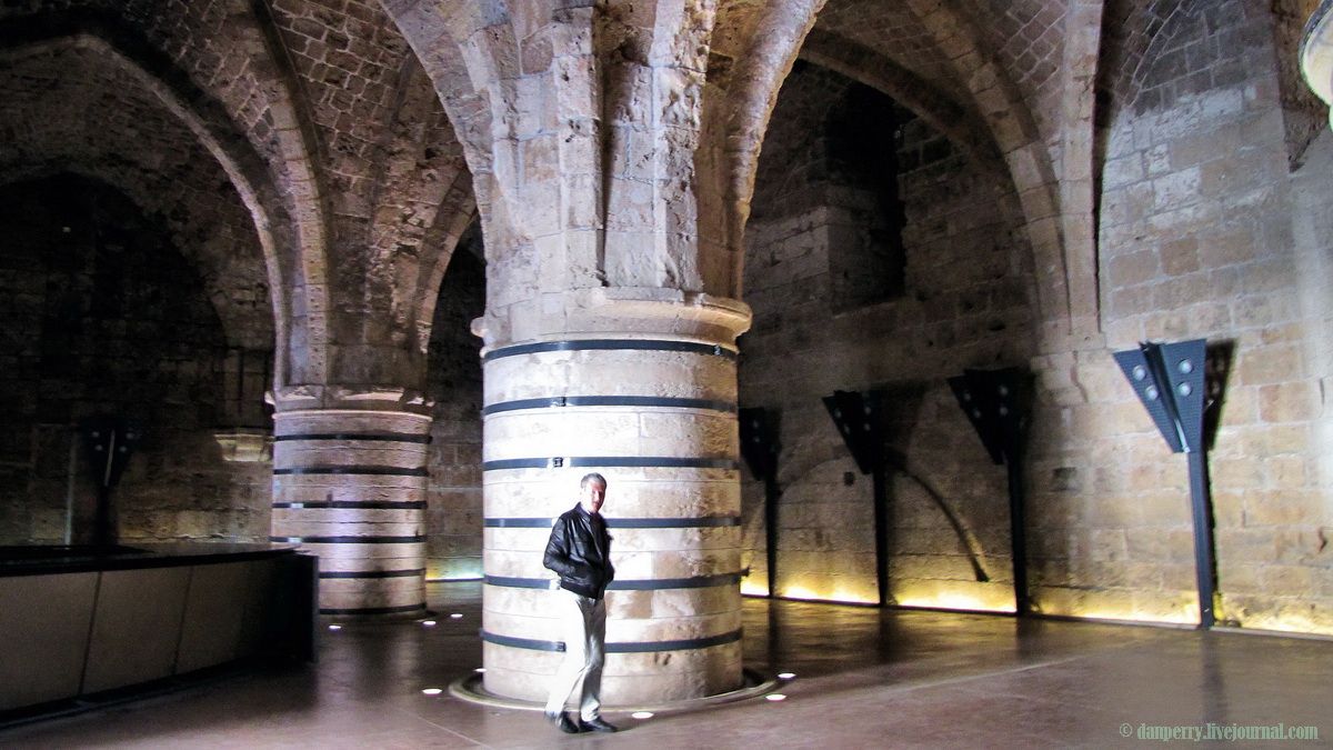 photo IMG_5996-HallOfColumns.jpg