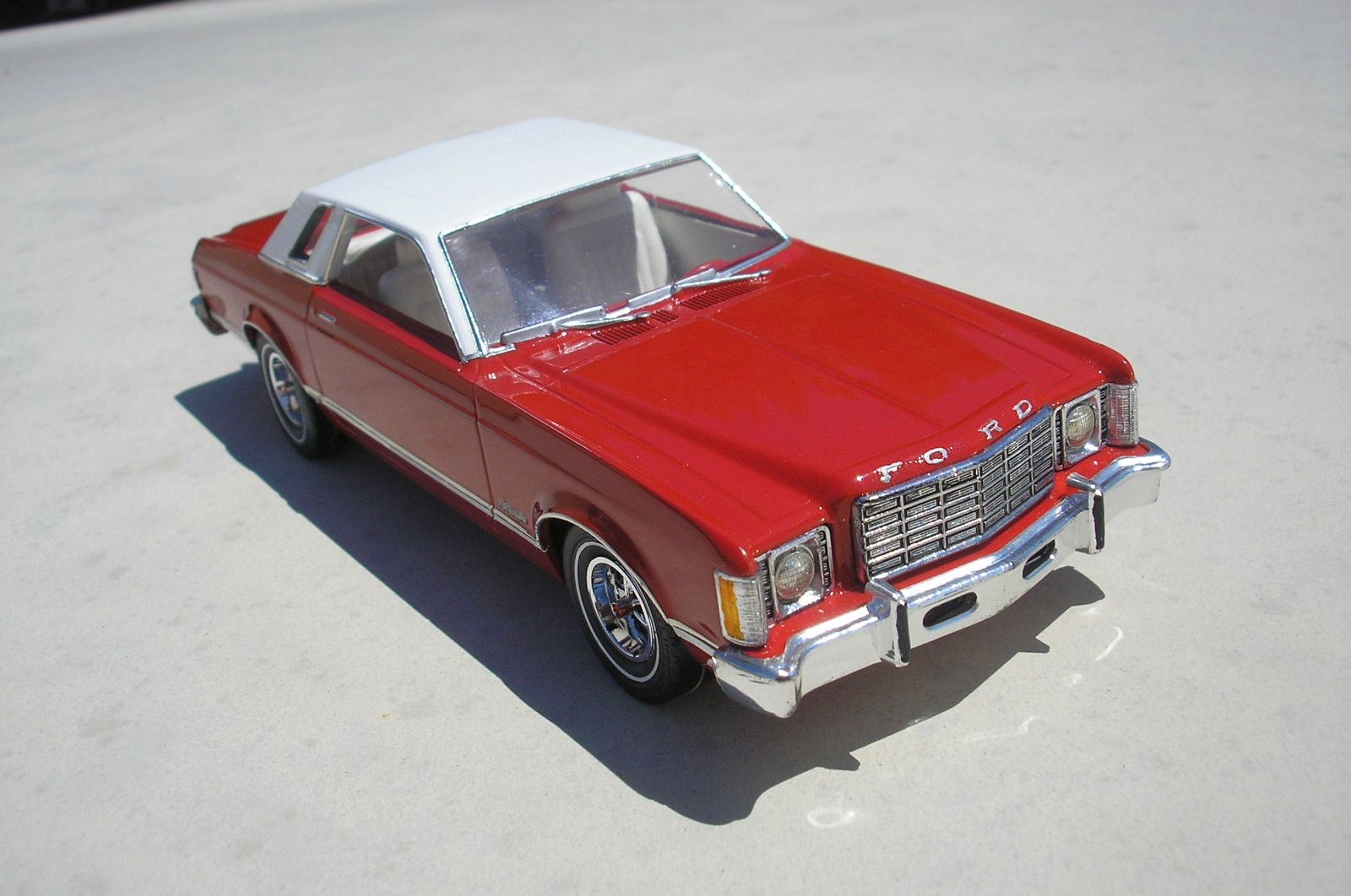 Lindberg 1/32 1976 Ford Granada - Model Cars - Model Cars Magazine Forum