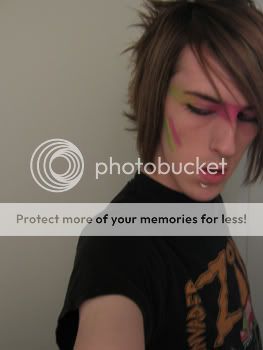 http://i11.photobucket.com/albums/a192/necro0ptic4/Make_Up/CK/01/CCA01-001.jpg