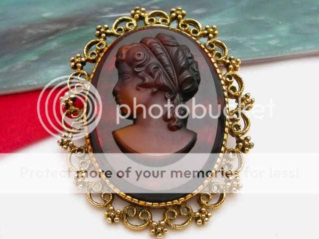 Vintage Unsigned Filigree Glass CAMEO BROOCH PENDANT  